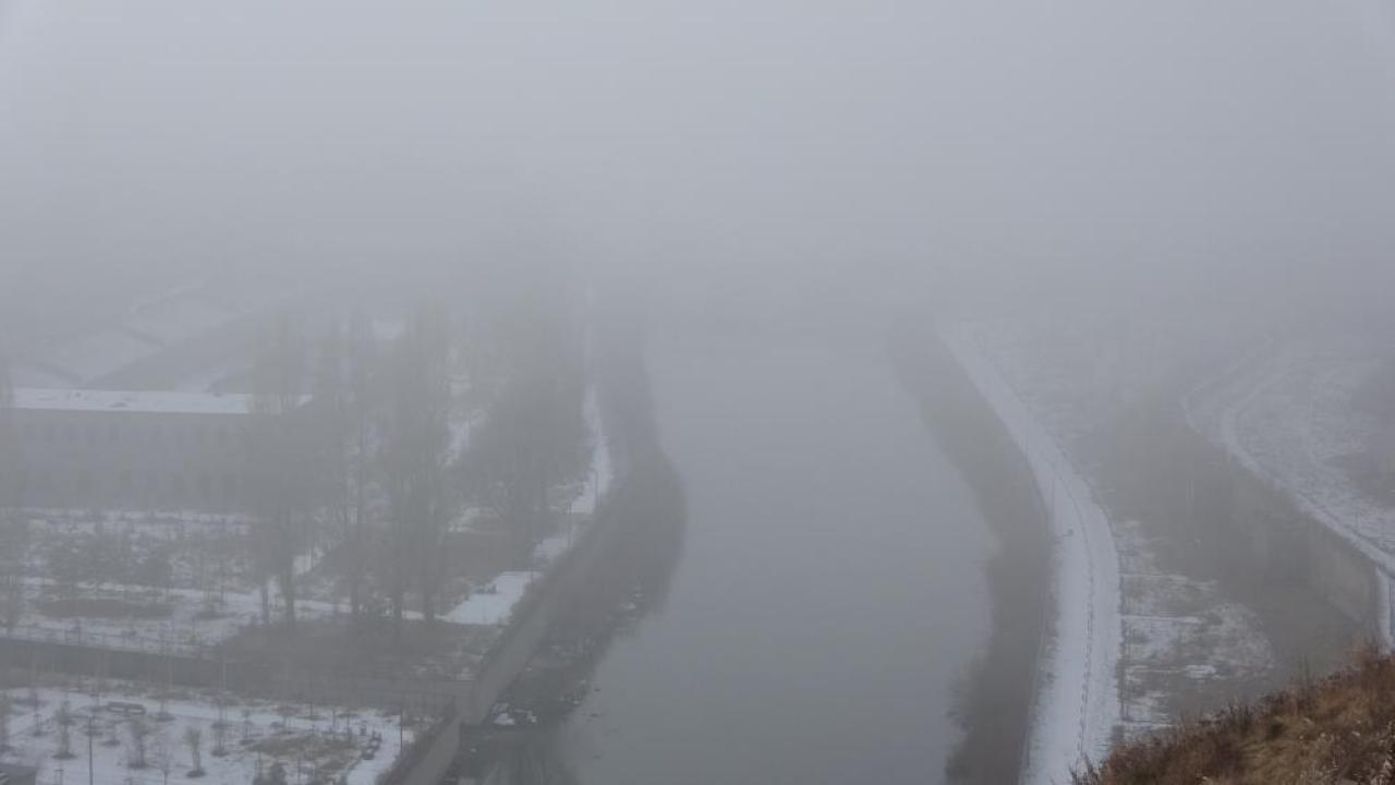 Yoğun sis sonrası kent adeta kayboldu