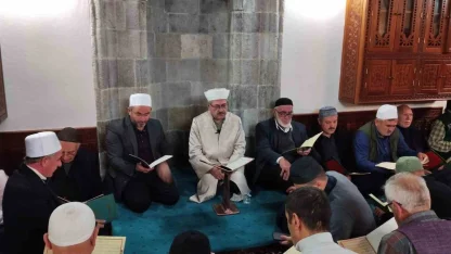 1001 Hatim okumaları devam ediyor