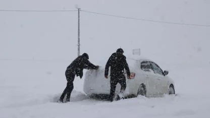 Ağrı'da okullara kar tatili