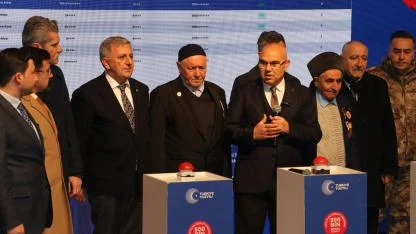 Ağrı'da TOKİ konutları kurası çekildi