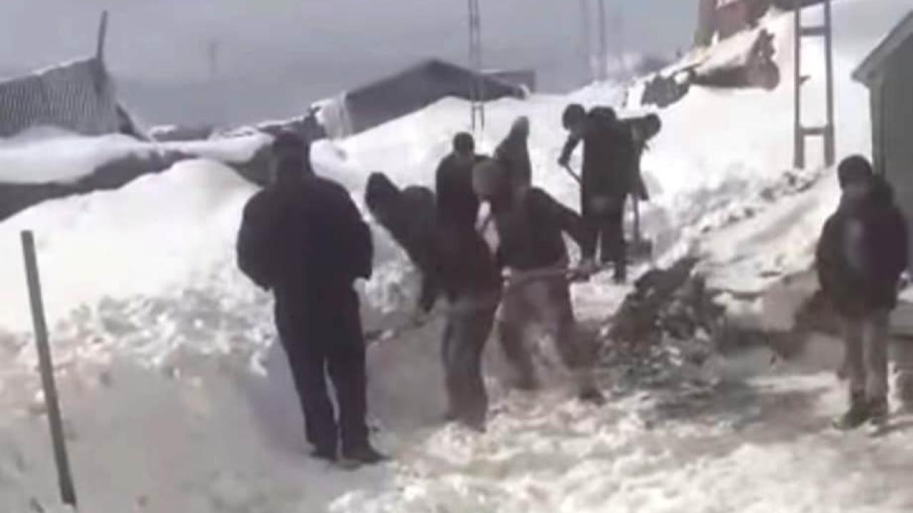 Alp: Sarıkamış'ın Balıklı köyünde kar esareti var