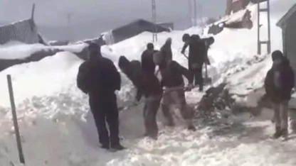 Alp: Sarıkamış'ın Balıklı köyünde kar esareti var