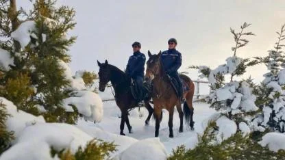 Atlı jandarmalar sahada aktif rol üstleniyor