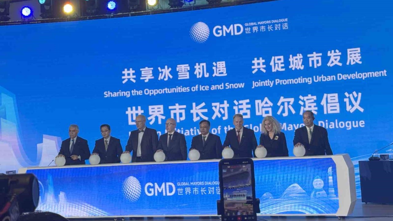 Aynalı Çin’de Palandöken ve kış turizmini anlattı