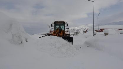 Bitlis'te 124 köy yolu ulaşıma kapandı