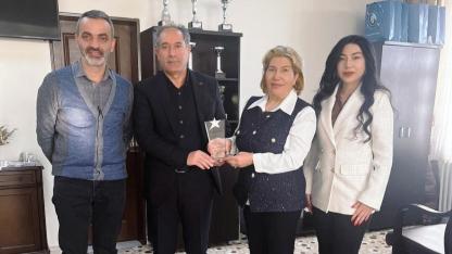 Çağatay, Kutbettin Yıldırım'a teşekkür plaketi sundu