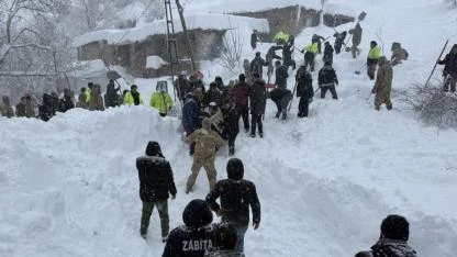 Çığ altına kalan kadın kurtarıldı