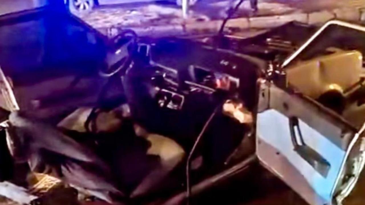 Feci kazada Tofaş ortadan ikiye bölündü