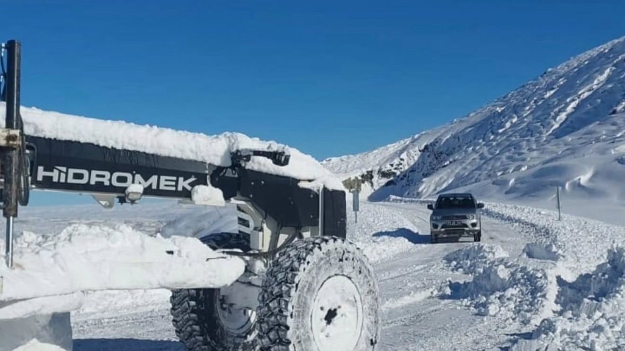 Iğdır’da karla kapanan tüm köy yolları ulaşıma açıldı