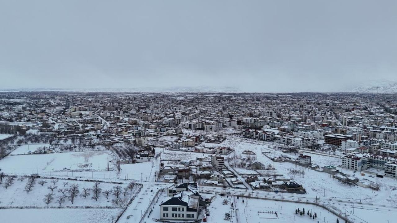 Iğdır’da kış güzelliği havadan görüntülendi