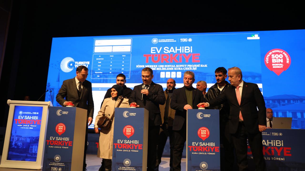 Iğdır'da TOKİ konutları için kuralar çekildi