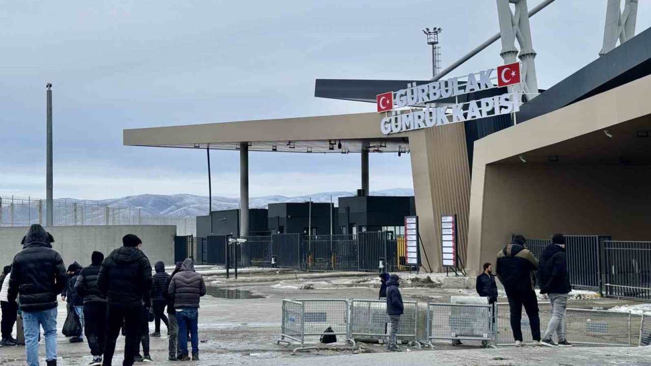 İranlılar Trump’a tepkili: Sorunumuz savaş değil ekonomi