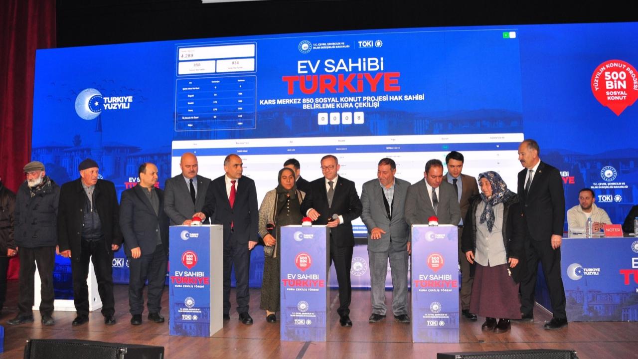 Kars'ta 1730 konut için kura heyecanı