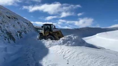Kars’ta kapanan  köy yolları ulaşıma açılıyor