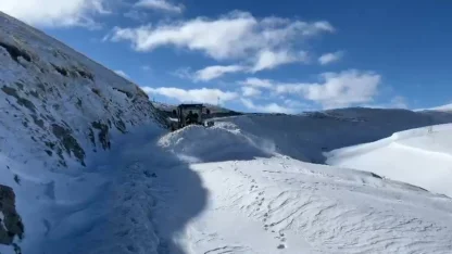 Kars’ta köy yolları tek tek açılıyor