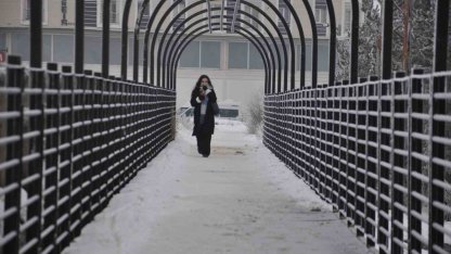 Kars’ta soğuktan ağaçlar kırağı tuttu