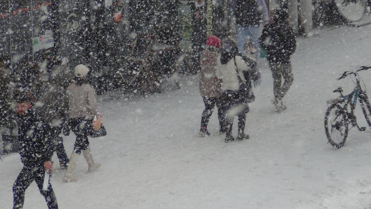 Kars’ta son 15 yılın en yoğun kışı yaşanıyor