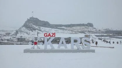 Kars’ta uçuşlar iptal edildi