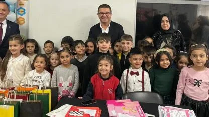 Kaymakam Daştan’dan minik öğrencilere karne sürprizi