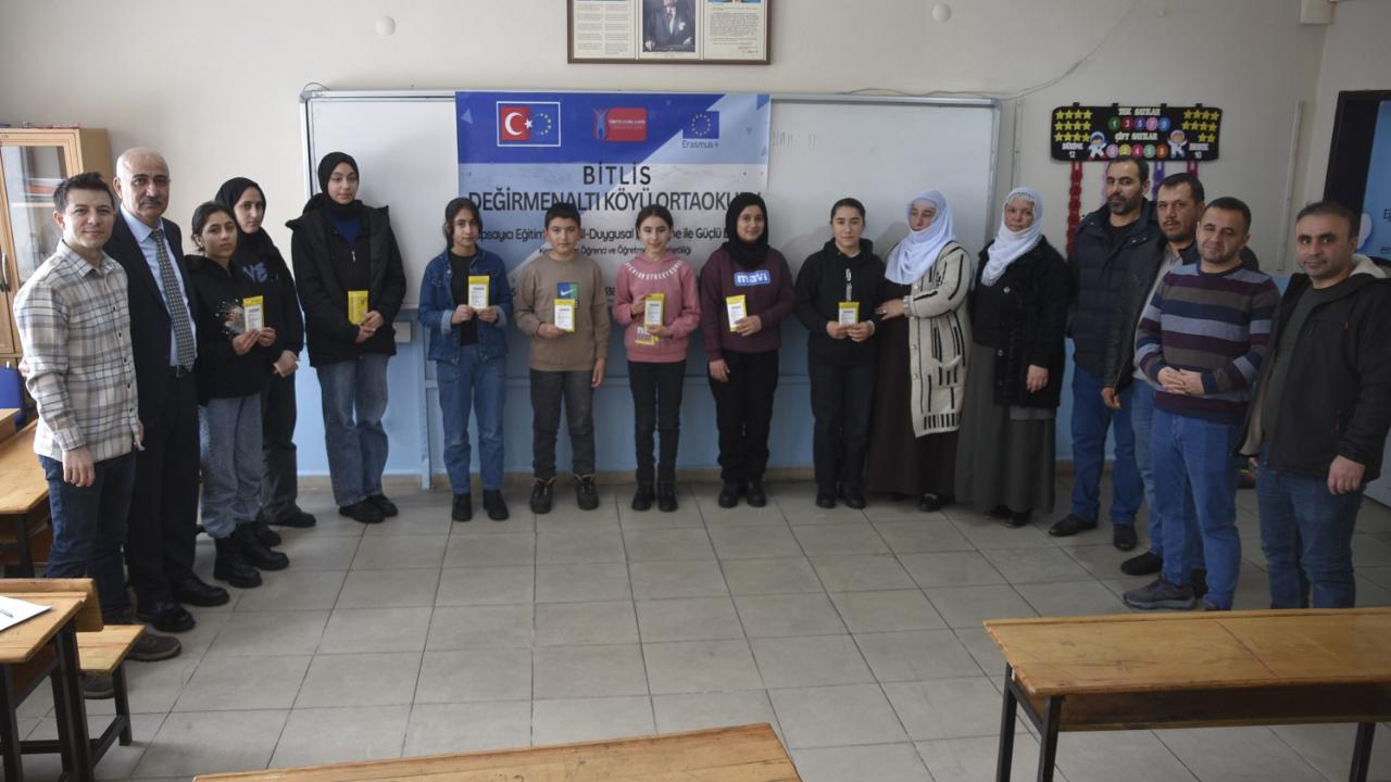 Köy okulu öğrencilerinin Erasmus+ ile Avrupa heyecanı