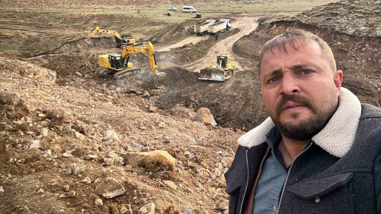 Muhtar Vefa Ersoy’dan Başkan Mehmet Sekmen’e övgü; "Hizmette eşi benzeri yok"