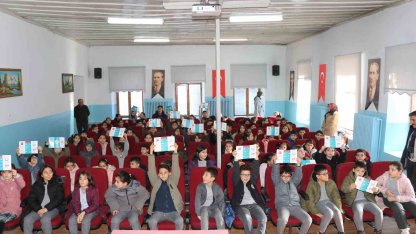 Oltu’da öğrencilere verem hastalığı anlatıldı