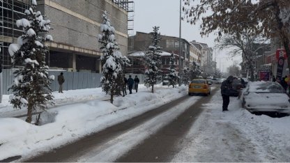 Patnos’ta kar yağışı yeniden etkisini gösterdi