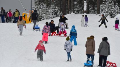 Sarıkamış Kayak Merkezi yeni yılın ilk gününde cıvıl cıvıl