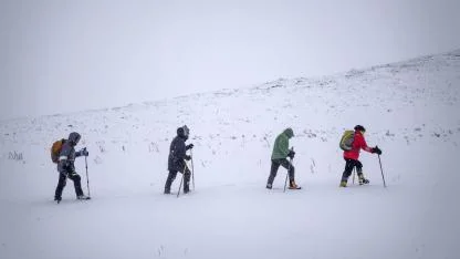 Sarıkamış şehitleri Yahni Dağı'nın zirvesinde anıldı