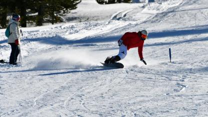 Sarıkamış'ta alp disiplini ve snowboard yarışları tamamlandı