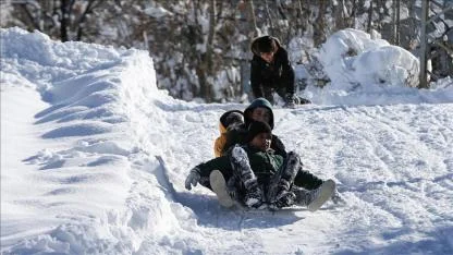 Sarıkamış'ta taşımalı eğitime kar engeli