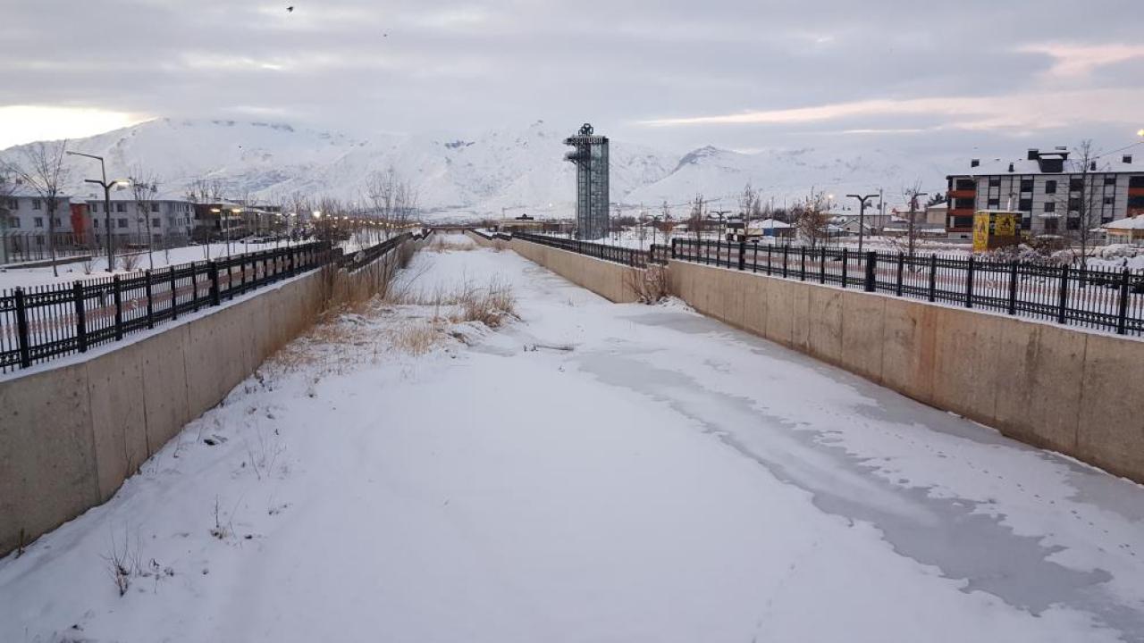 Soğuk hava günlük yaşamı zorlaştırdı