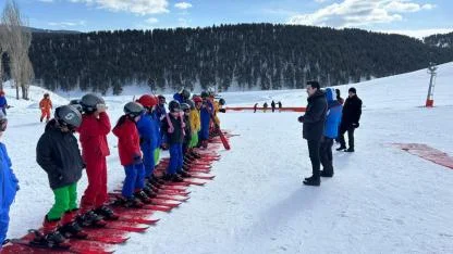Susuzlu öğrenciler Sarıkamış’ta kayakla buluştu