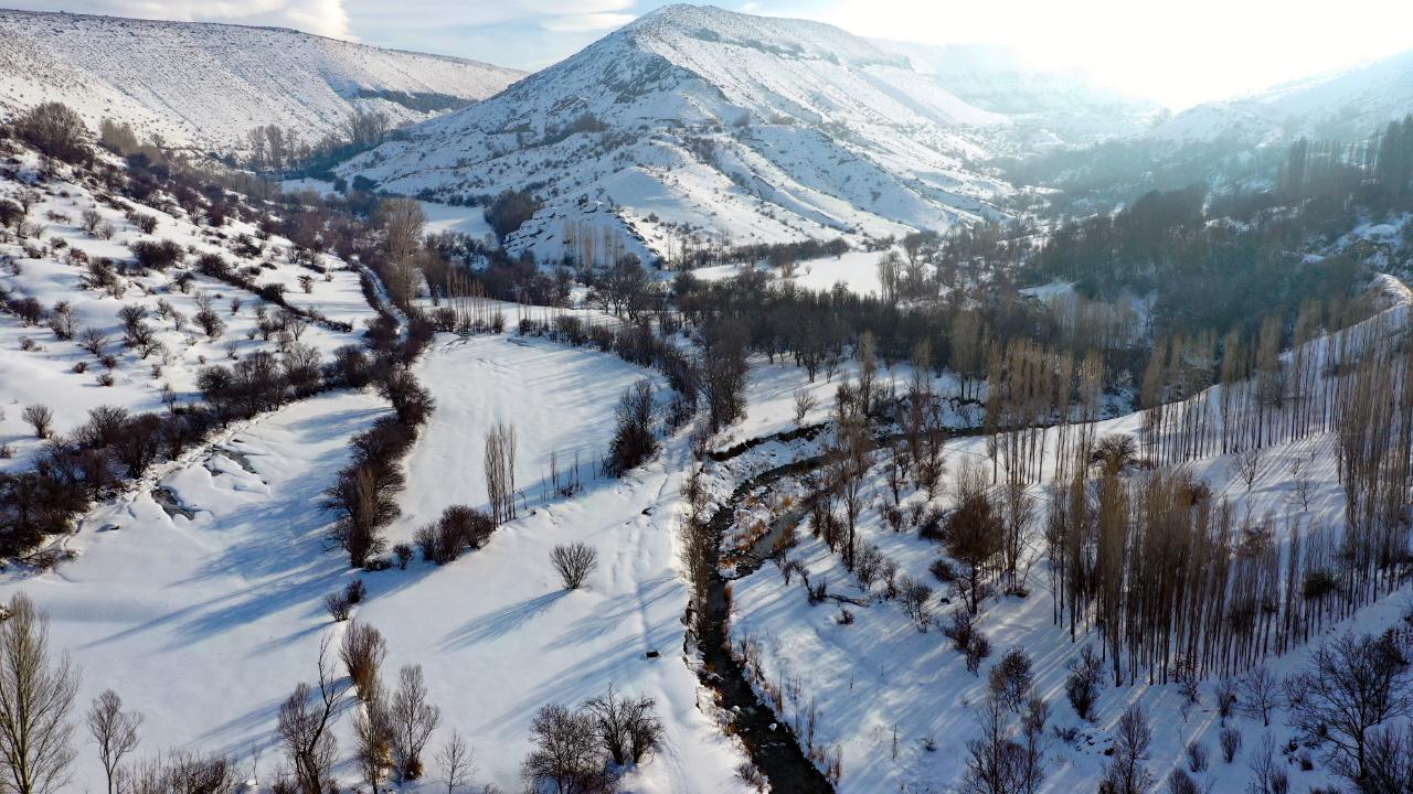 Üçkaya vadisi kış manzaralarıyla büyüledi