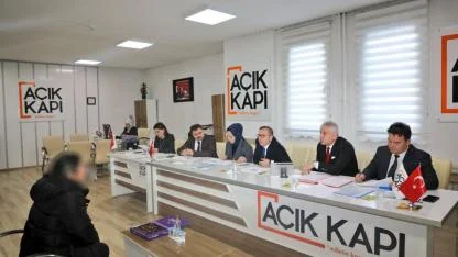 Vali Polat, halk gününde sorun ve talepleri dinledi