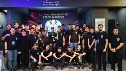 Yakutiye’de liseliler espor heyecanı yaşadı