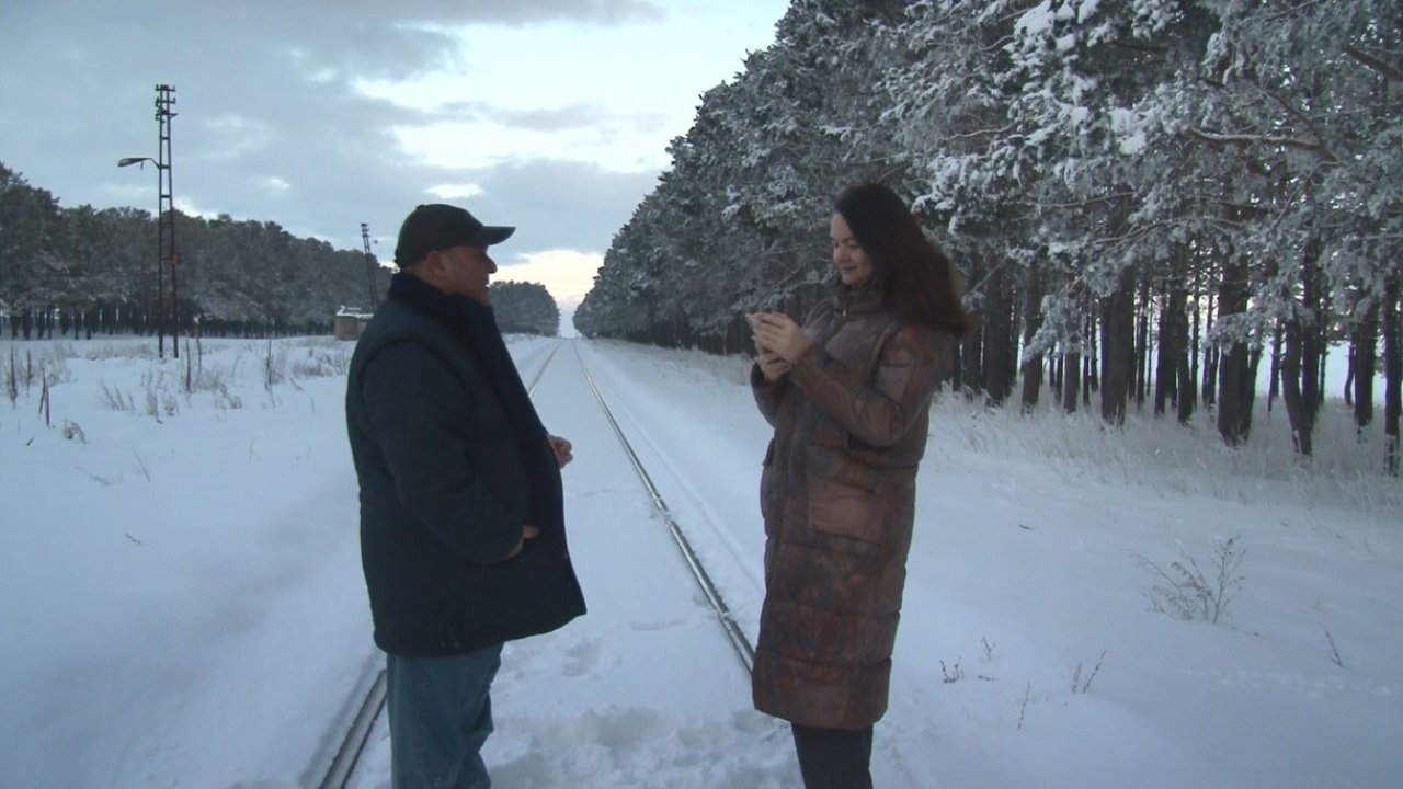 15 yıllık hasret Rusya’da bitti, imzalar Kars’ta tarihi istasyonda atıldı