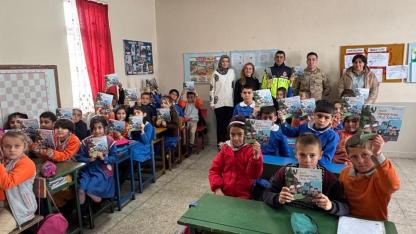 Akyaka’da miniklere trafik eğitimi