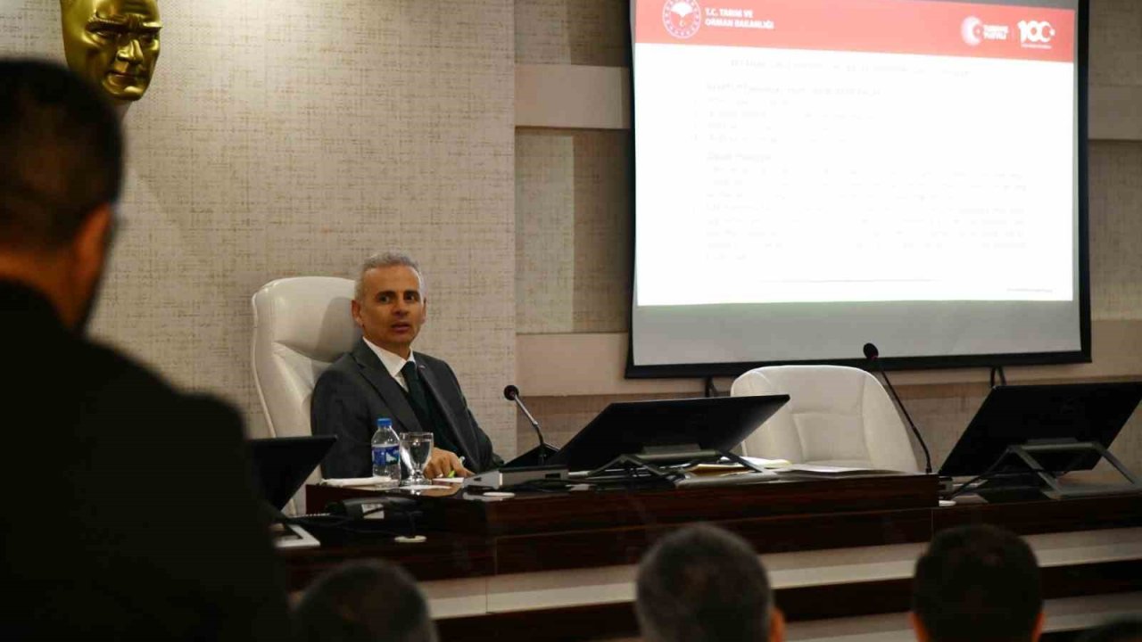 Ardahan’da hayvan hastalıkları ile mücadele toplantısı yapıldı