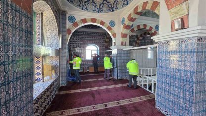 Ardahan’da Ramazan öncesi camilerde temizlik