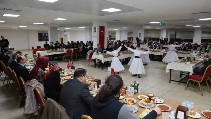 Atatürk Üniversitesi özel vakıf okulları ailesi iftar sofrasında buluştu