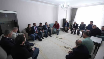 Bakan Tekin’den taziye ziyareti