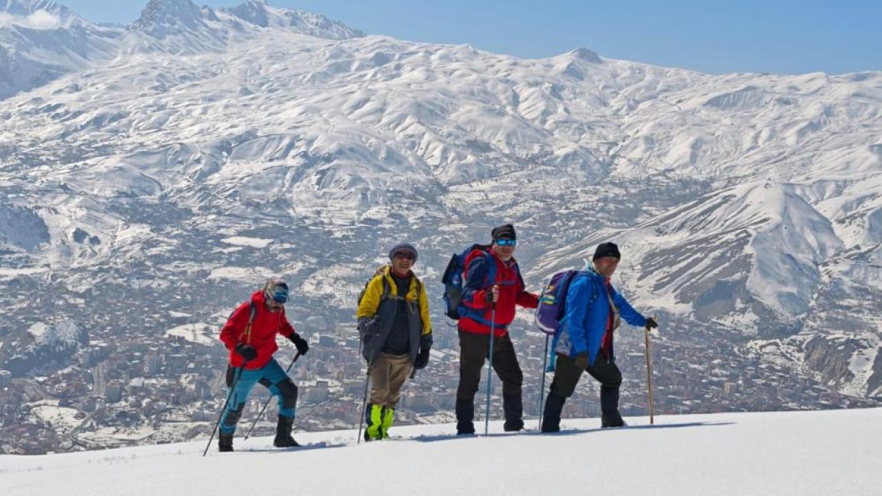 Beyaz örtü altında zirve heyecanı