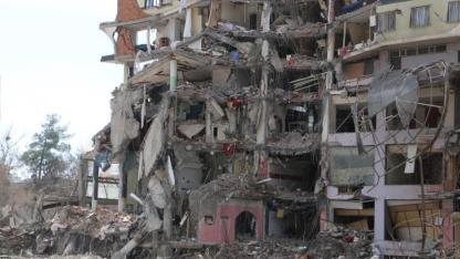 Deprem gerçeği yıkımlarda ortaya çıktı