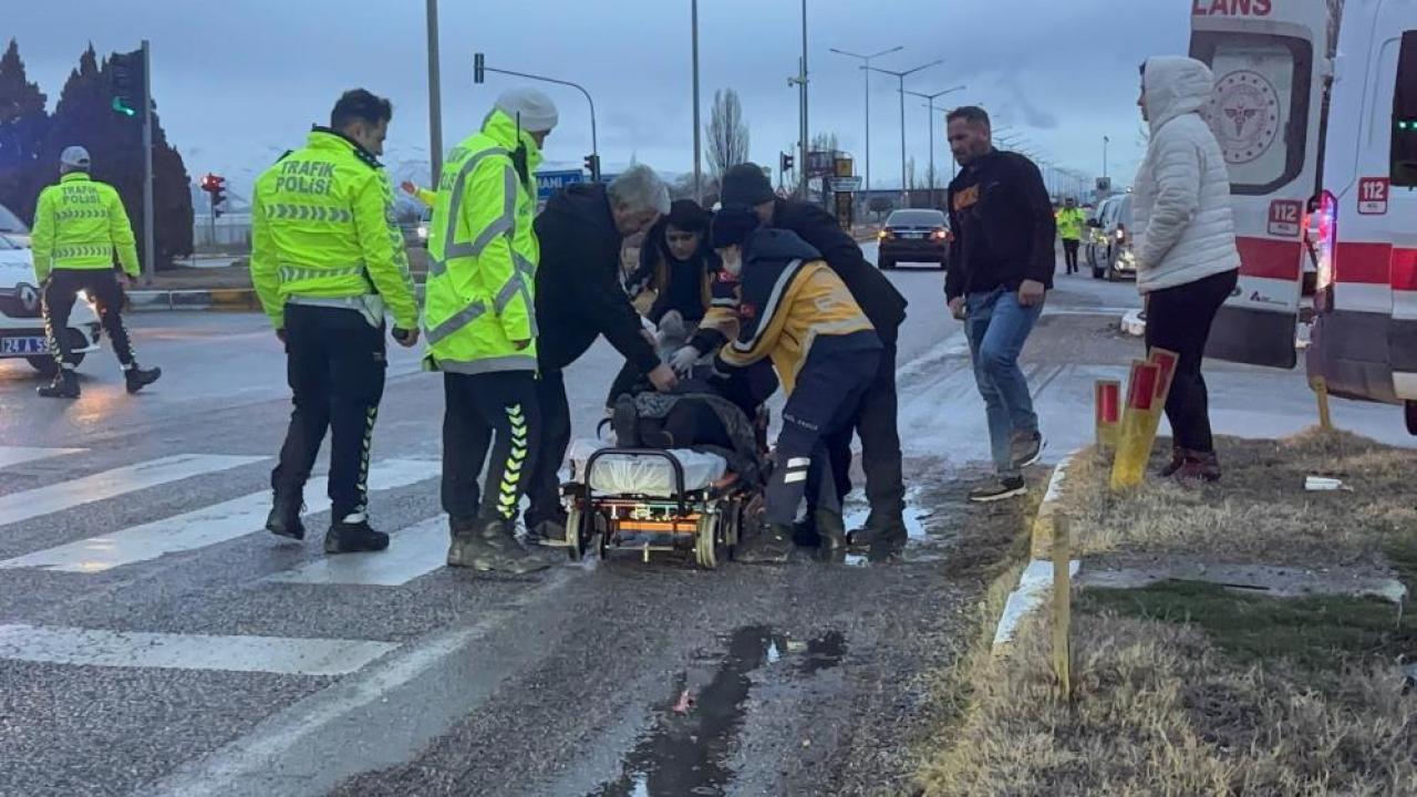 Ekşisu kavşağı’nda korkutan kaza