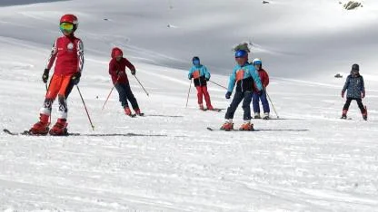 Geleceğin şampiyonları zirveye hazırlanıyor