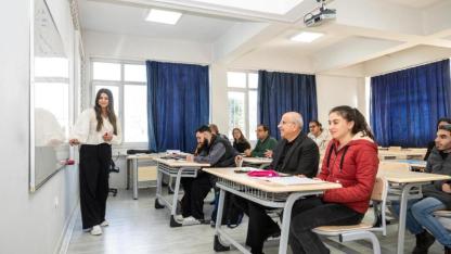 Gençlerin hayallerine uzanan yolda büyük destek