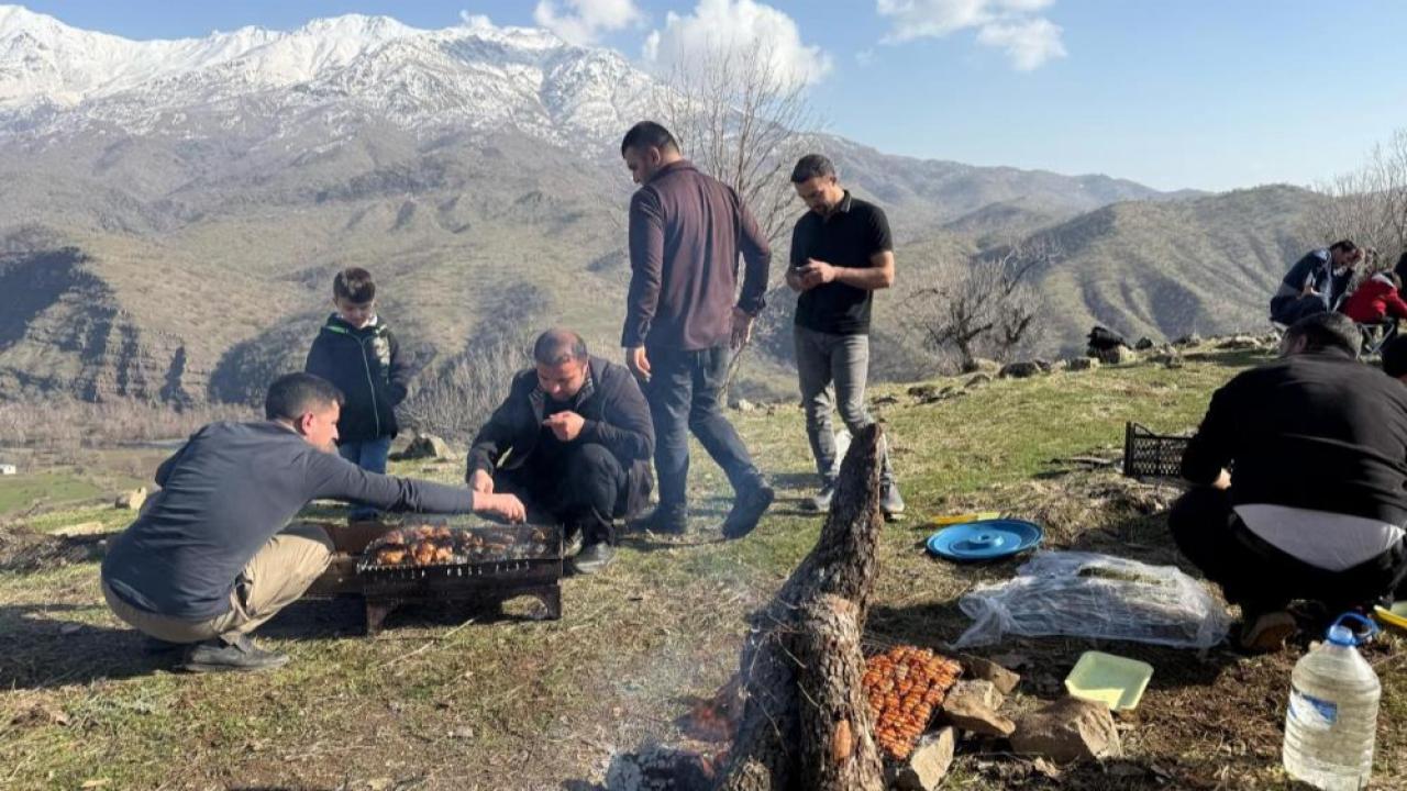 Güneşli hava moral deposu oldu