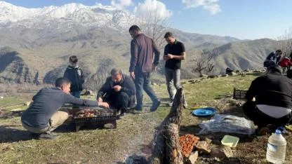 Güneşli hava moral deposu oldu