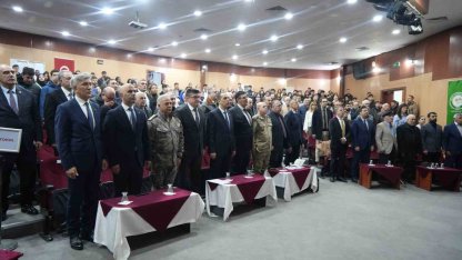 Iğdır’da Hocalı Katliamı’nda hayatını kaybedenler anıldı